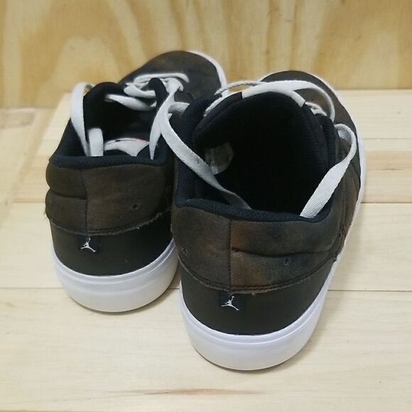 Men's Air Jordan Nike .03 Dear Coach Mens sz 10 , Wmn's 11 1/2 - Picture 4 of 10